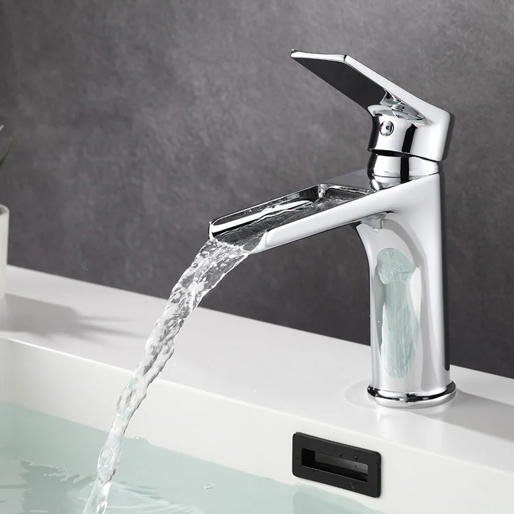 Смеситель бассейна